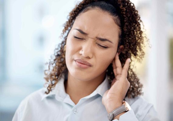 Earache symptoms