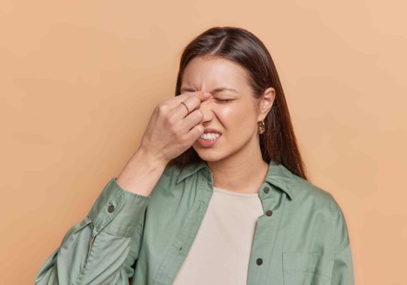 Sinusitis treatment and symptom relief consultation in clinic